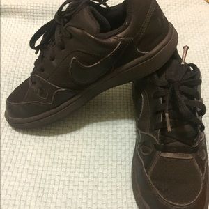 Boys Nike Force Black Low Top Sneaker